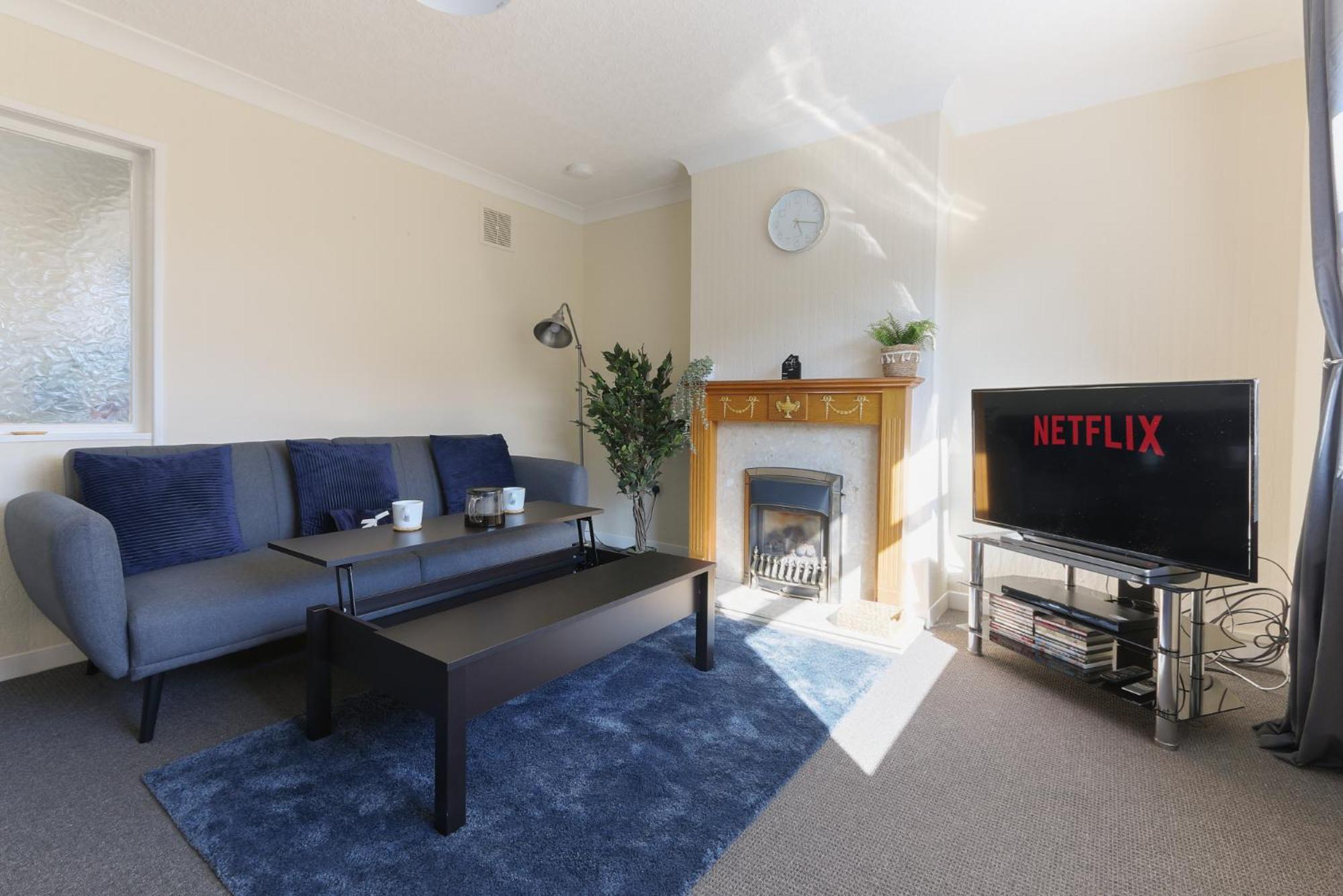 Leconfield Close - Comfy House And Free Parking Kingston upon Hull Exterior photo